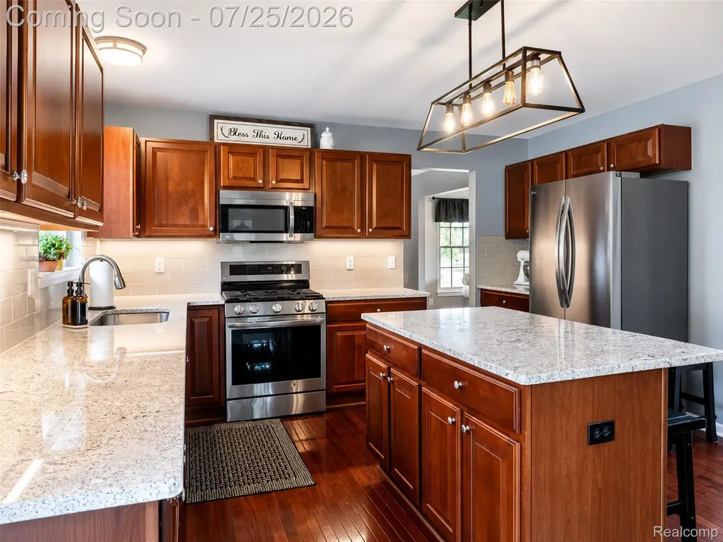 5734 Katz Farm Court Saline City MI 48176