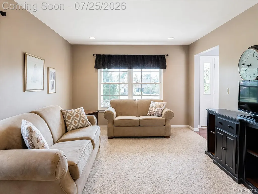 5734 Katz Farm Court Saline City MI 48176