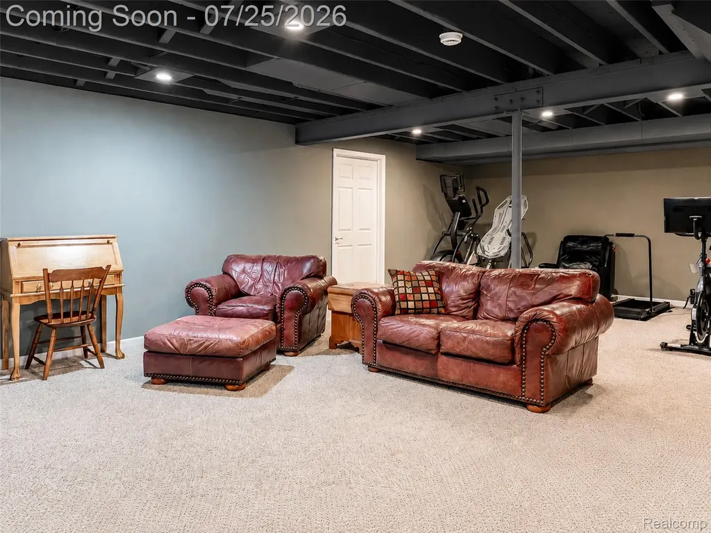 5734 Katz Farm Court Saline City MI 48176