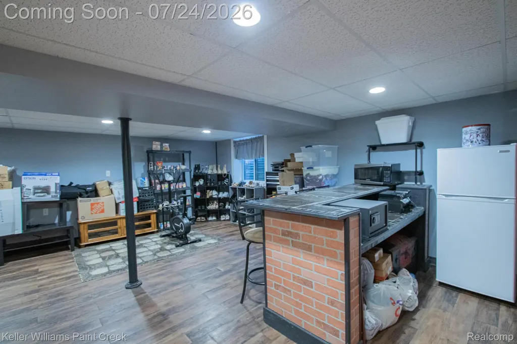 36028 Saint Ives Court Clinton Charter Township MI 48035