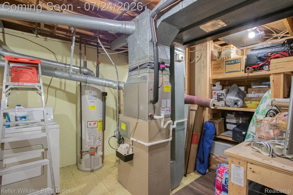 36028 Saint Ives Court Clinton Charter Township MI 48035