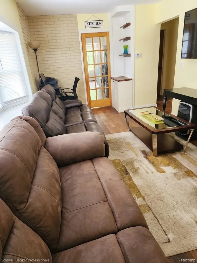 7103 Mckean Road York Charter Township MI 48197