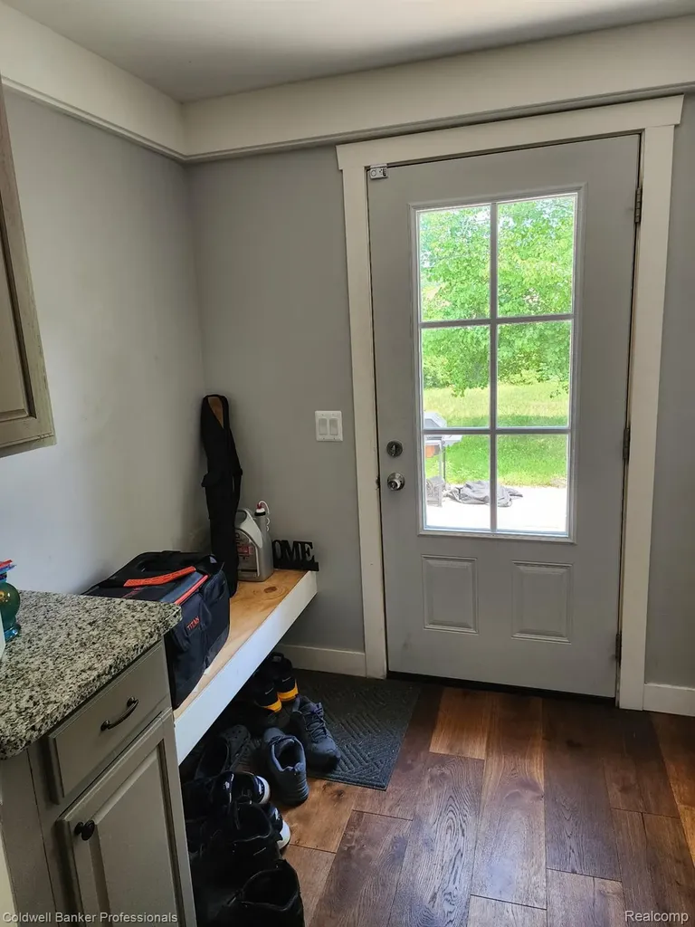 7103 Mckean Road York Charter Township MI 48197
