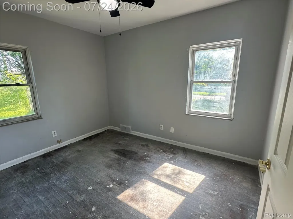 14103 Glenwood Street Detroit City MI 48205