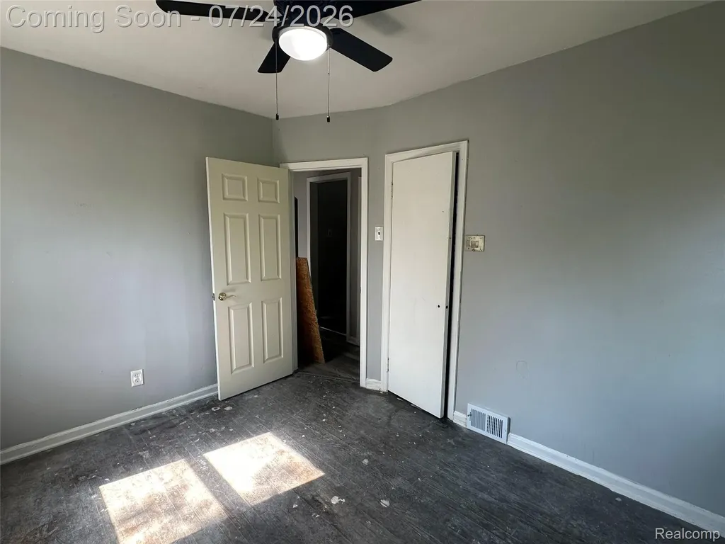 14103 Glenwood Street Detroit City MI 48205