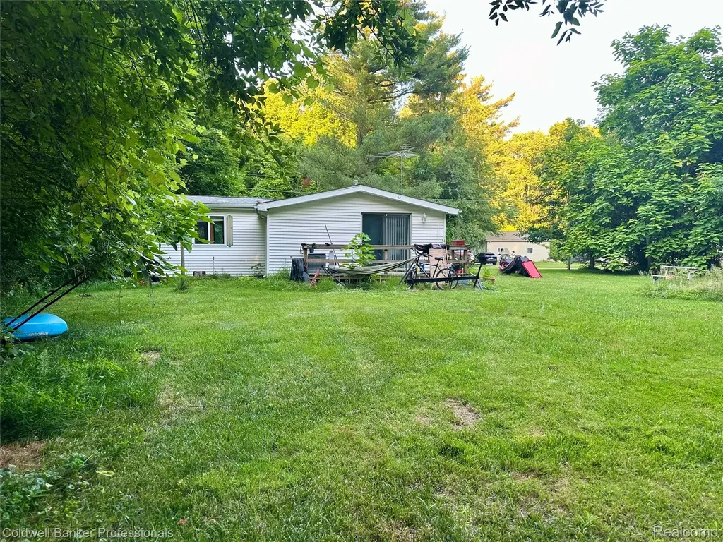 975 Boshaw Drive Attica Township MI 48412