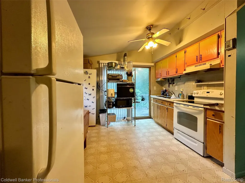 975 Boshaw Drive Attica Township MI 48412
