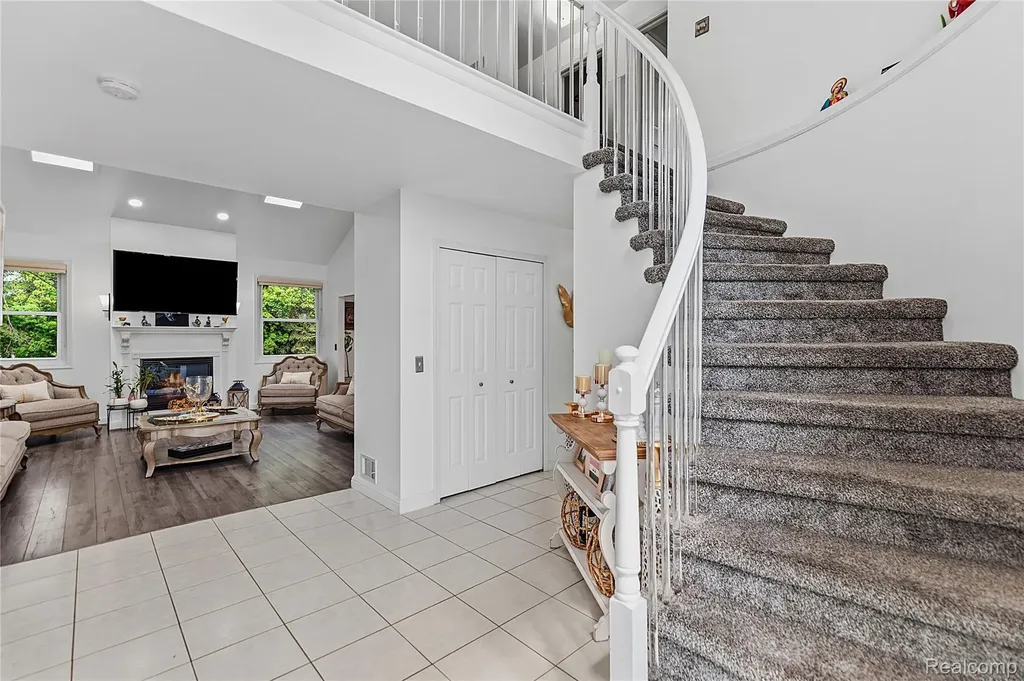 52279 Matterhorn Drive Macomb Township MI 48042