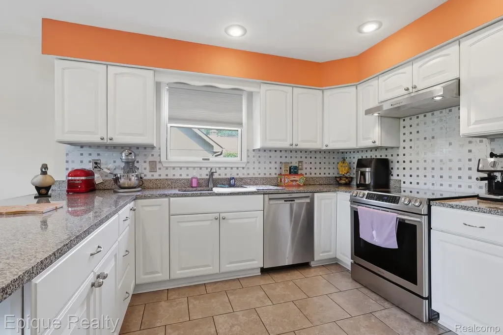 4049 Blue River Drive St. Clair Township MI 48079