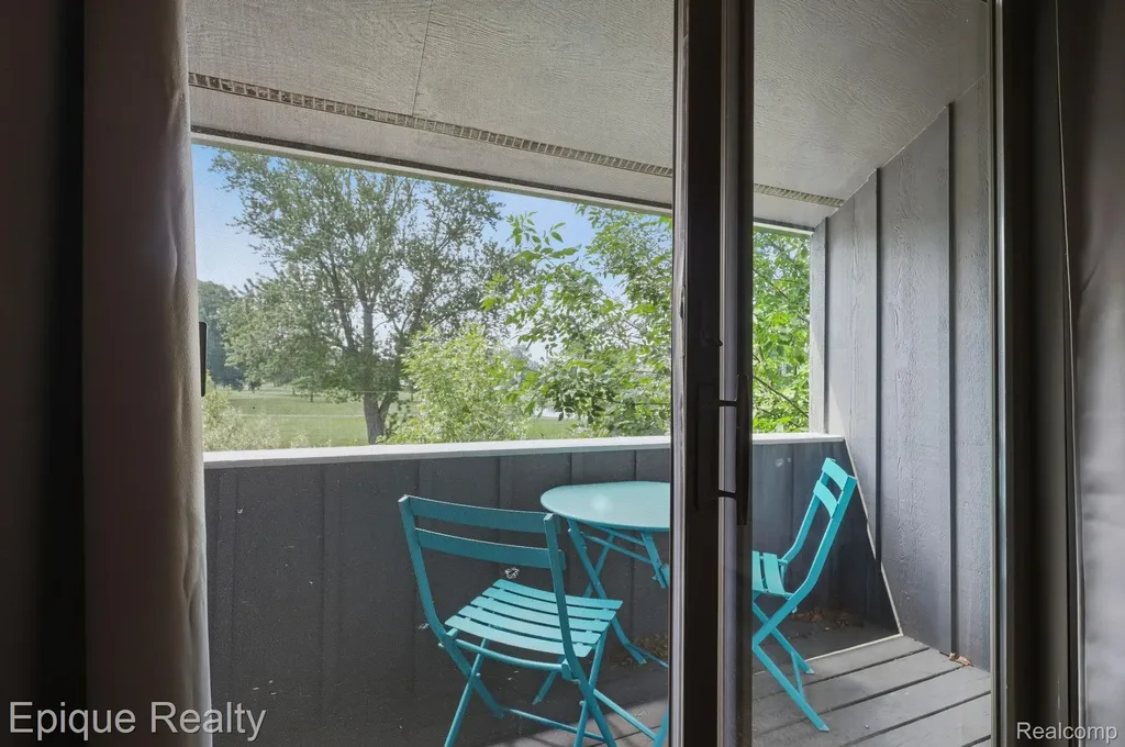4049 Blue River Drive St. Clair Township MI 48079