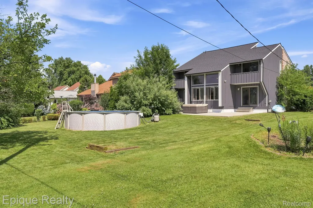 4049 Blue River Drive St. Clair Township MI 48079