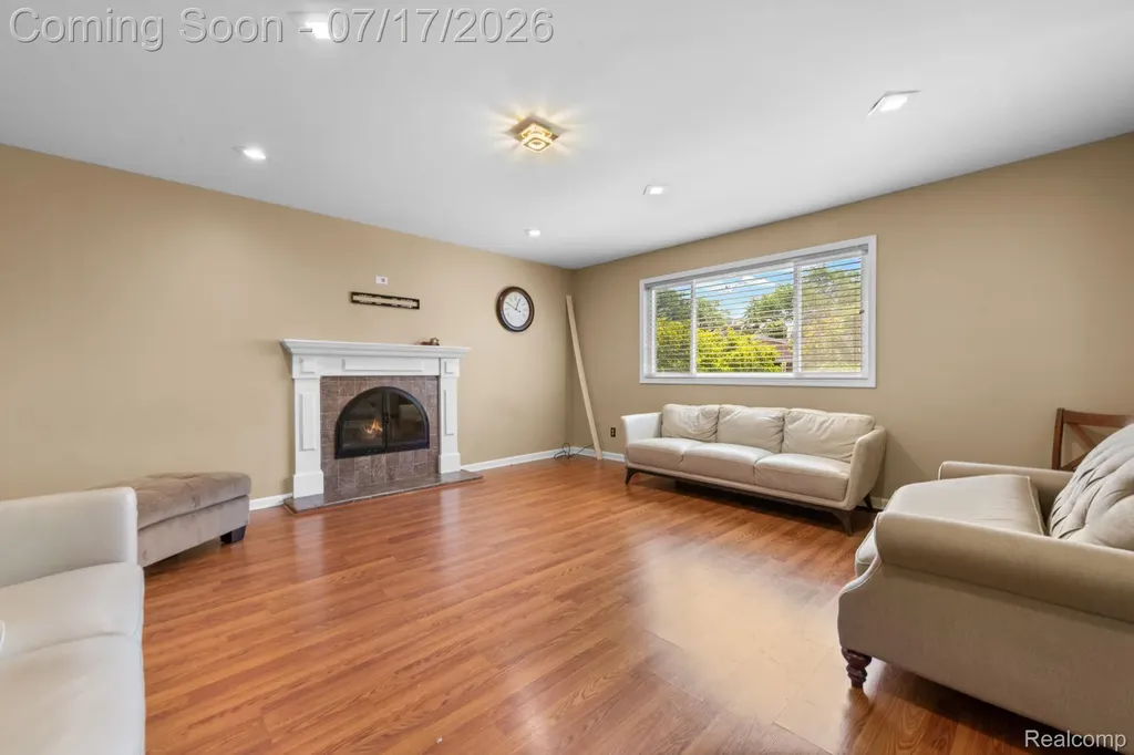 36291 Weber Drive Sterling Heights City MI 48310