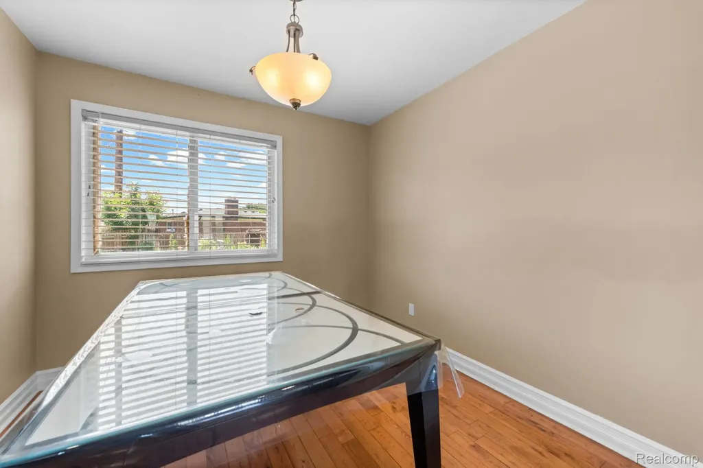 36291 Weber Drive Sterling Heights City MI 48310