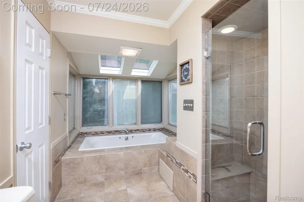 344 Shagbark Drive Rochester Hills City MI 48309
