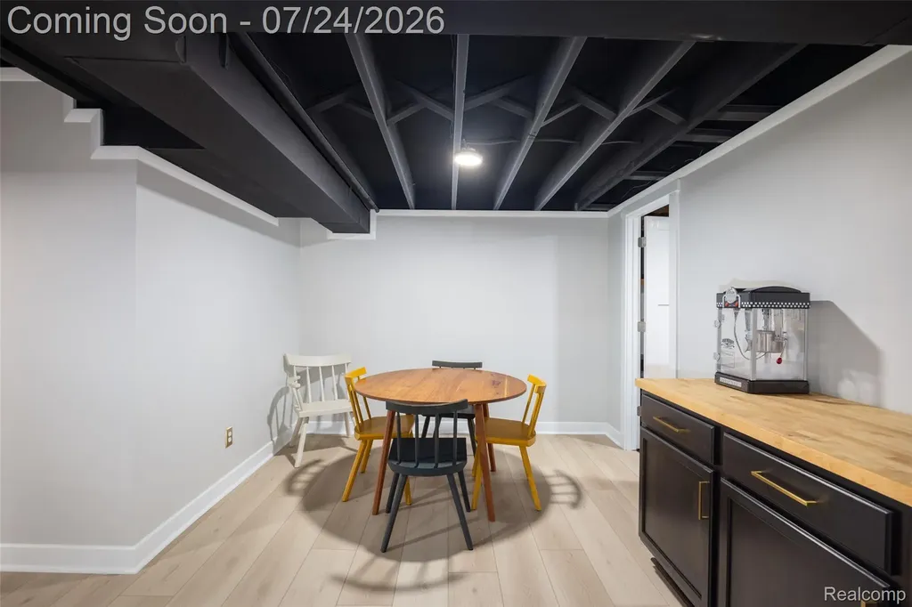 344 Shagbark Drive Rochester Hills City MI 48309