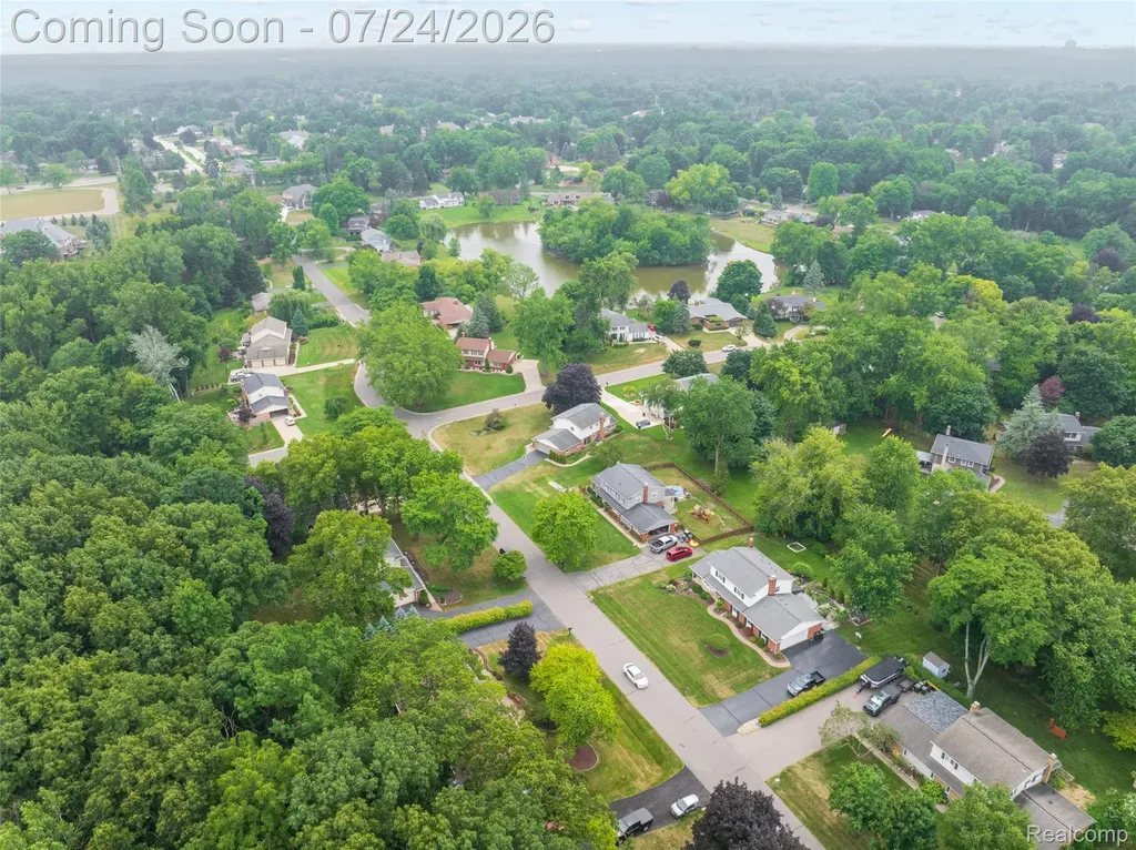 344 Shagbark Drive Rochester Hills City MI 48309