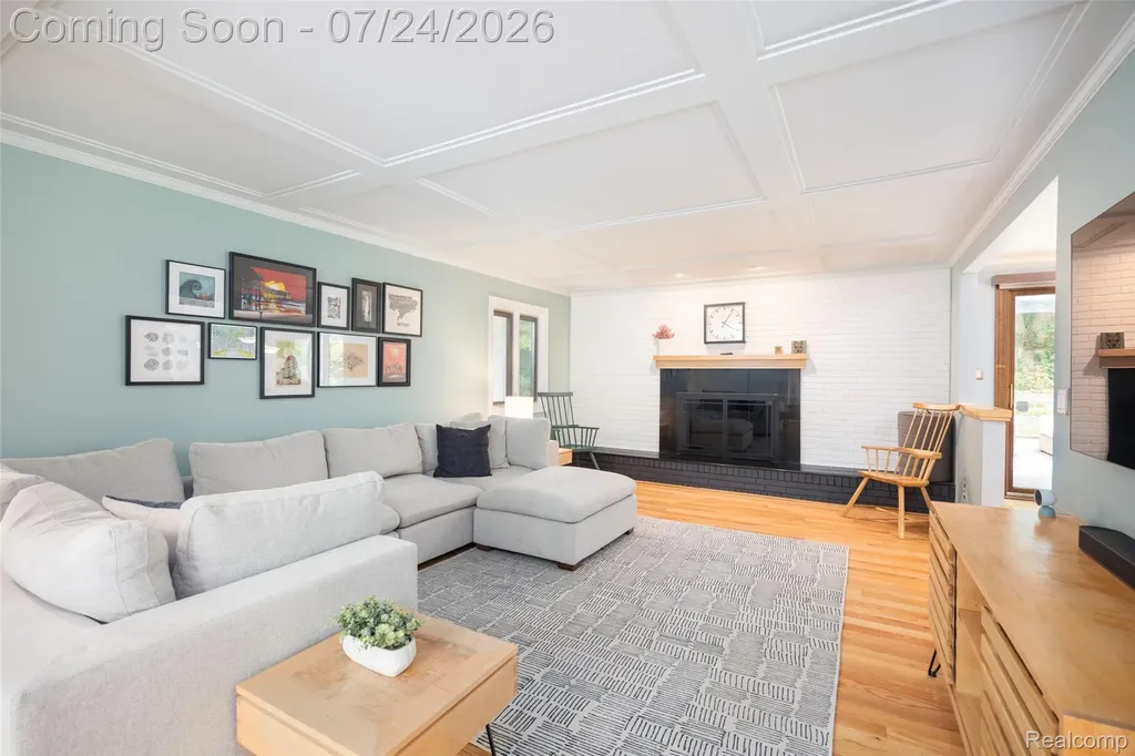 344 Shagbark Drive Rochester Hills City MI 48309