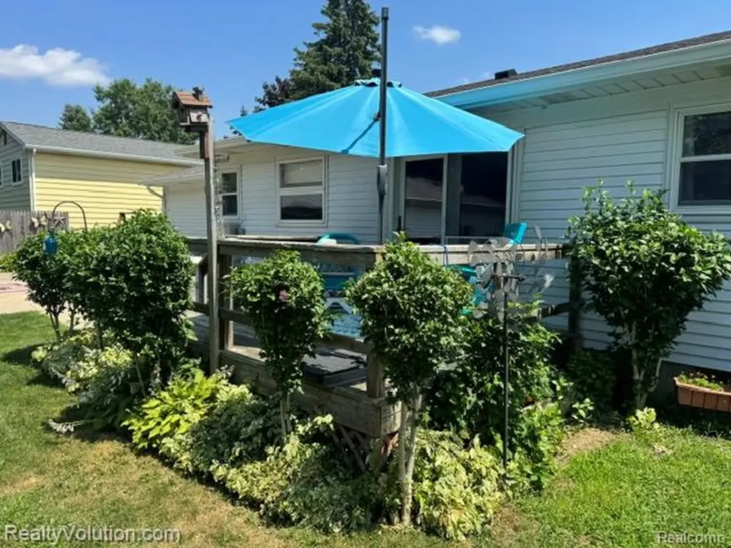 682 Metcalf Drive Imlay City City MI 48444