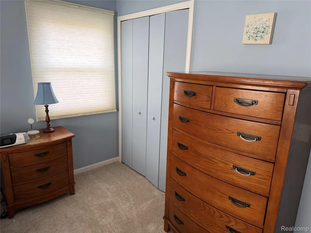 1658 Hillside Lane Rochester Hills City MI 48307
