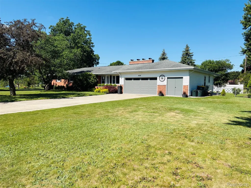 4108 Allen Court Bay City City MI 48706