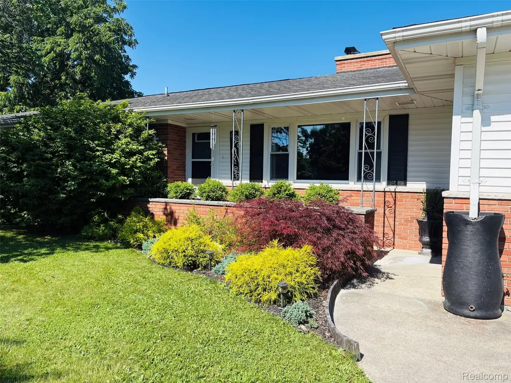 4108 Allen Court Bay City City MI 48706