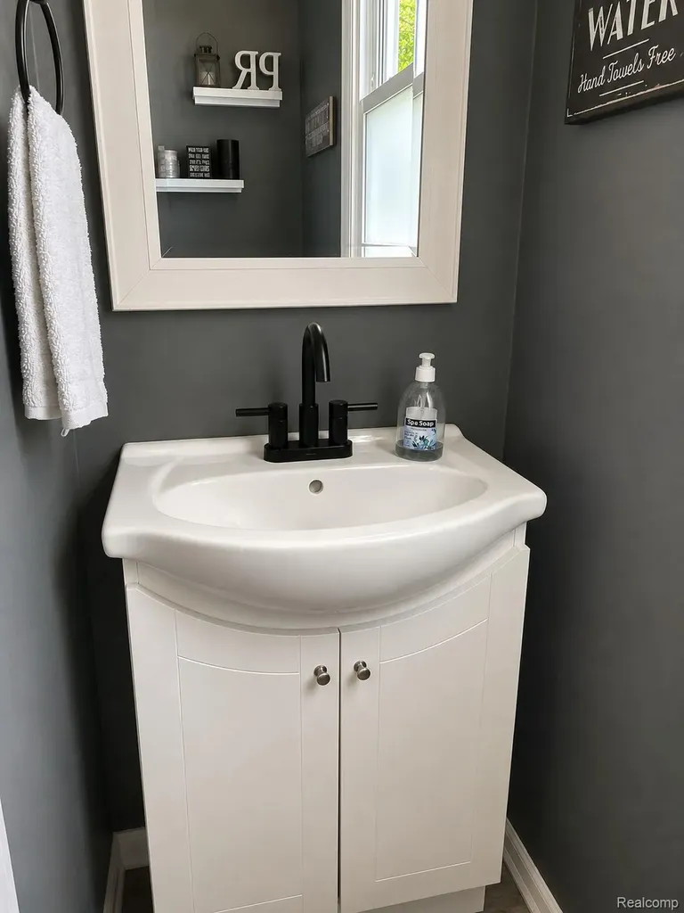 4108 Allen Court Bay City City MI 48706