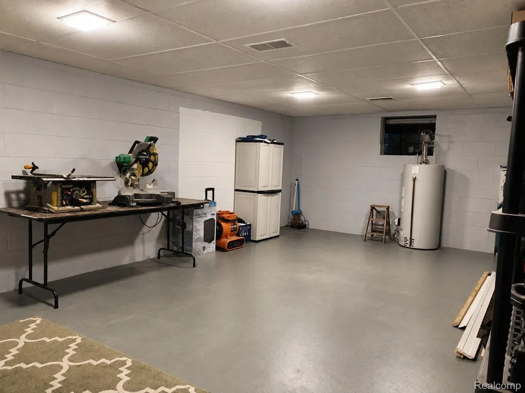 4108 Allen Court Bay City City MI 48706