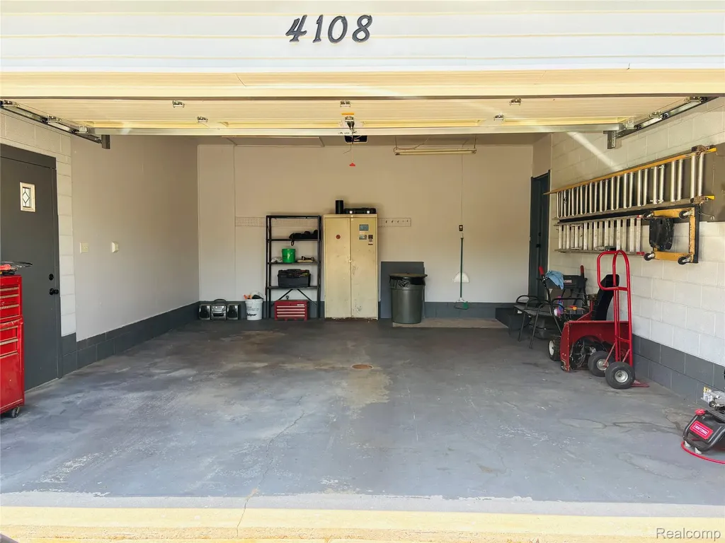 4108 Allen Court Bay City City MI 48706
