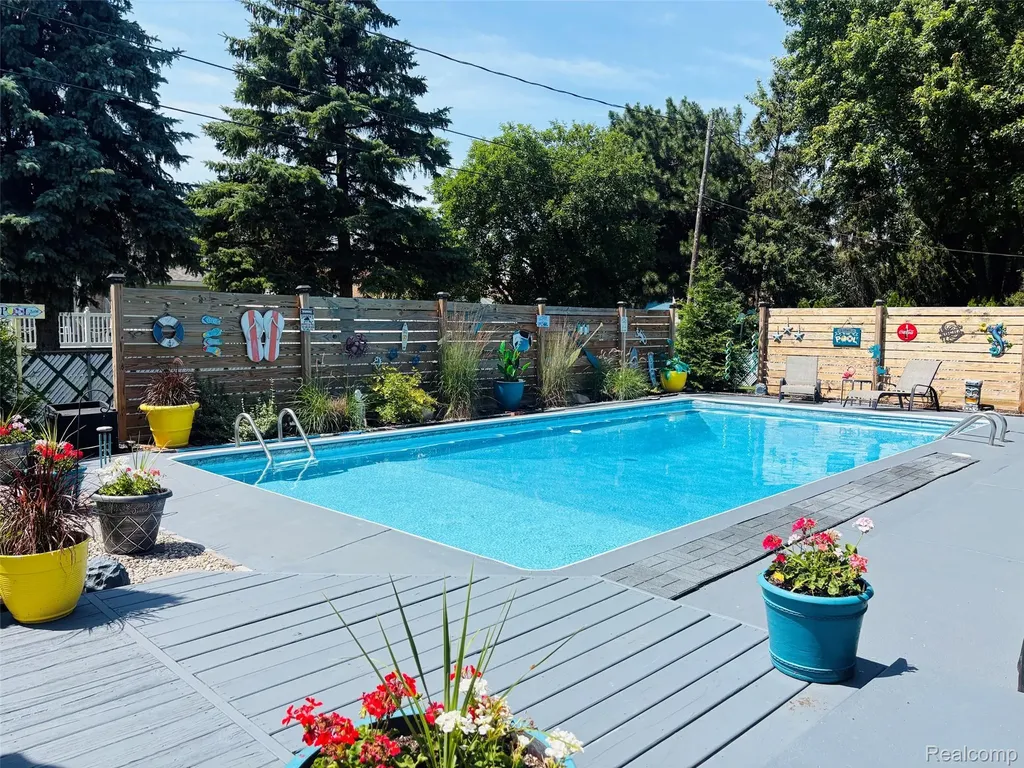4108 Allen Court Bay City City MI 48706