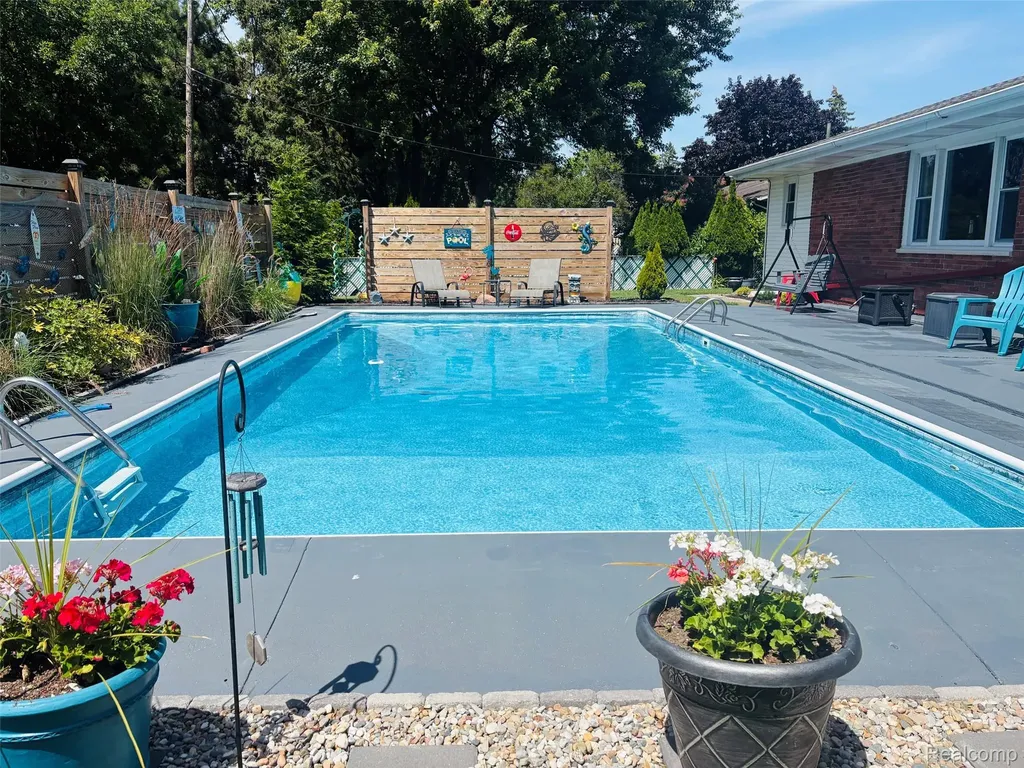 4108 Allen Court Bay City City MI 48706