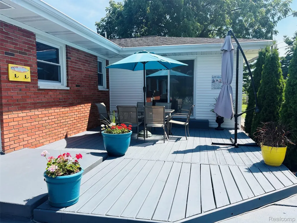 4108 Allen Court Bay City City MI 48706