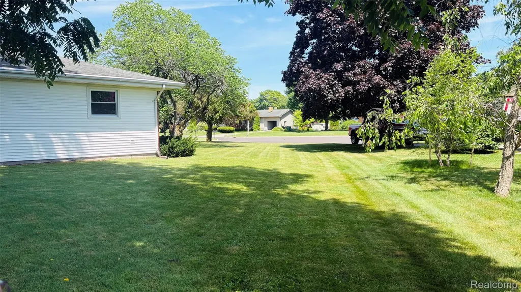 4108 Allen Court Bay City City MI 48706