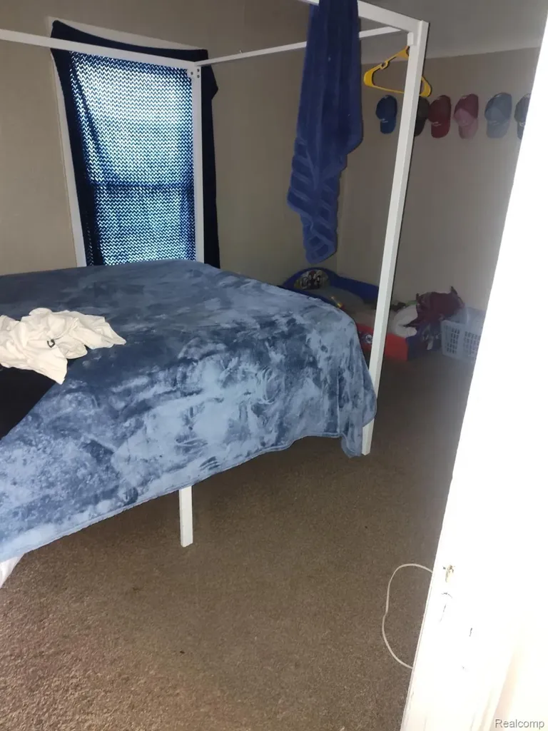 344 N Perry Street Pontiac City MI 48342