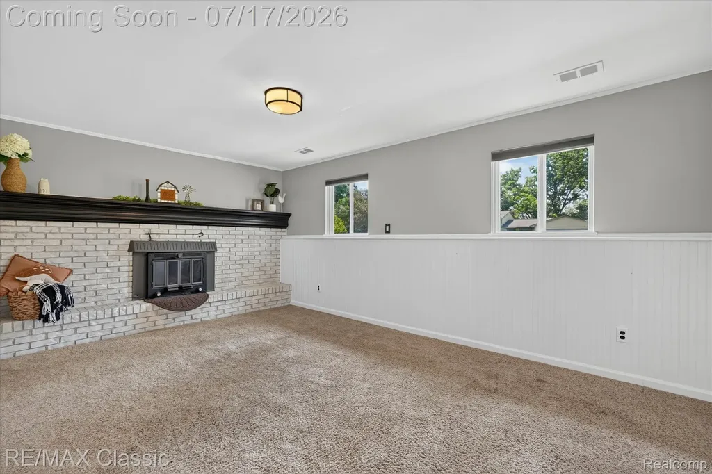 268 Peninsula Lake Drive Highland Charter Township MI 48357