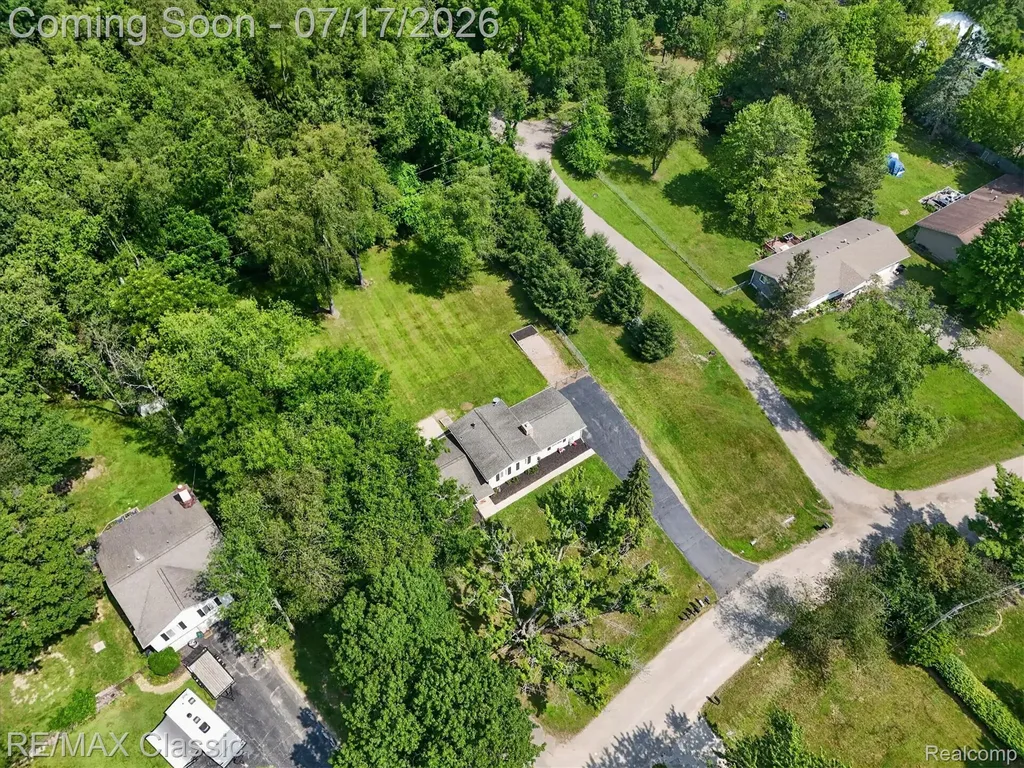 268 Peninsula Lake Drive Highland Charter Township MI 48357