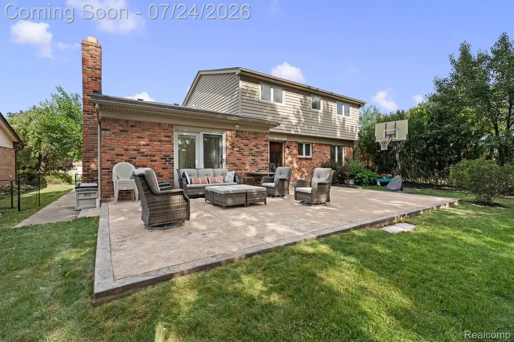 40536 Skender Street Clinton Charter Township MI 48038