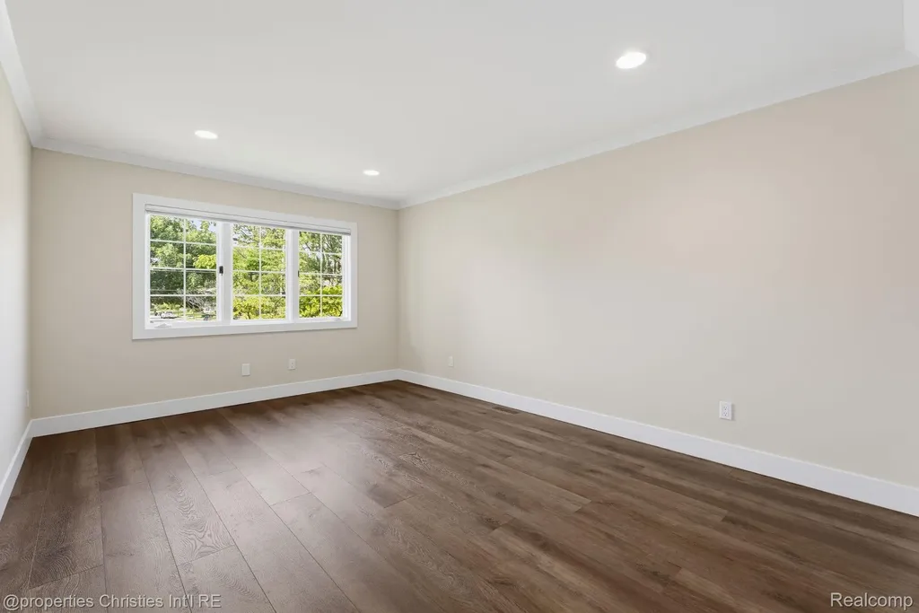 802 E Lincoln Avenue Royal Oak City MI 48067