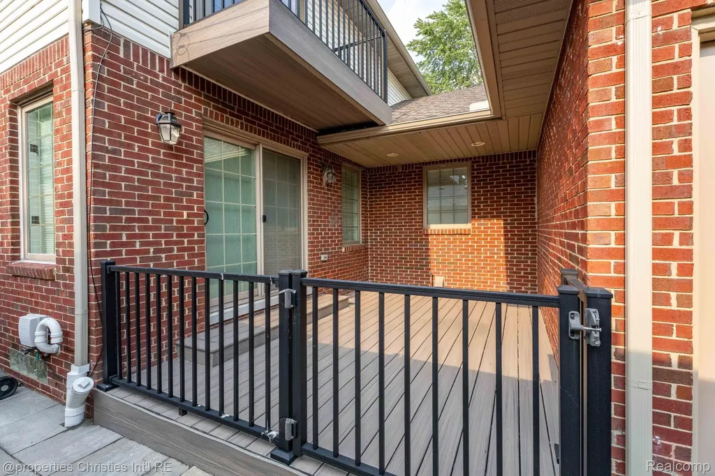 802 E Lincoln Avenue Royal Oak City MI 48067