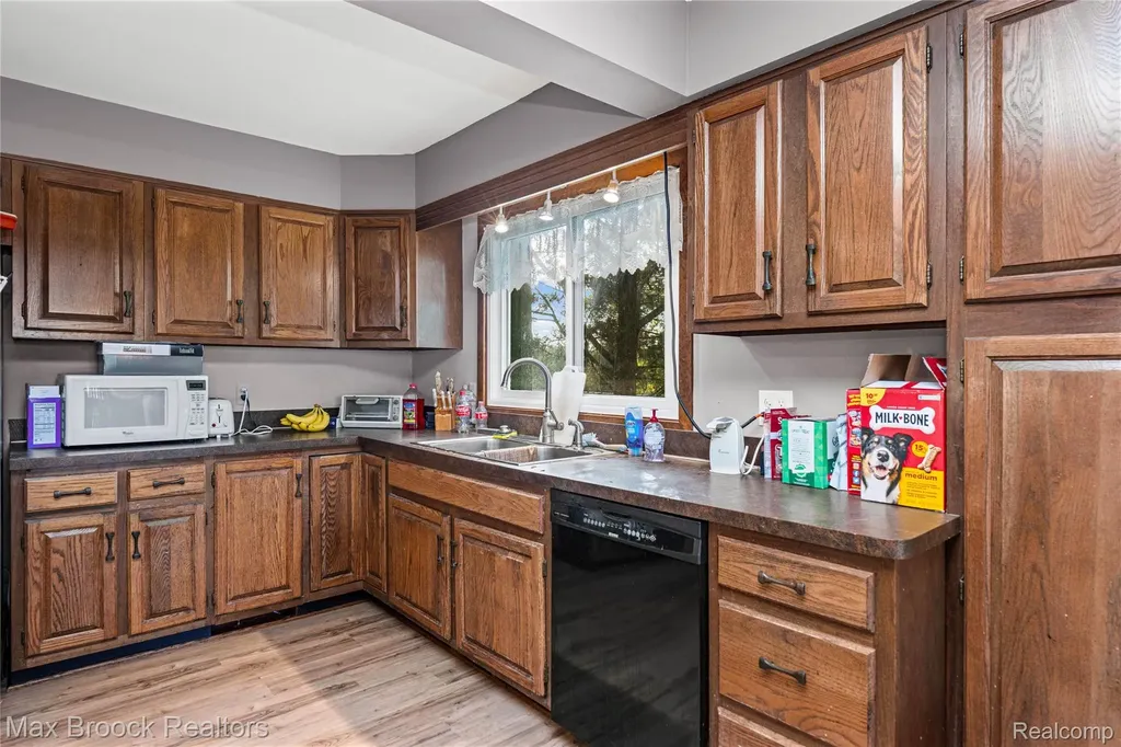 4622 Fleck Drive Hartland Township MI 48430