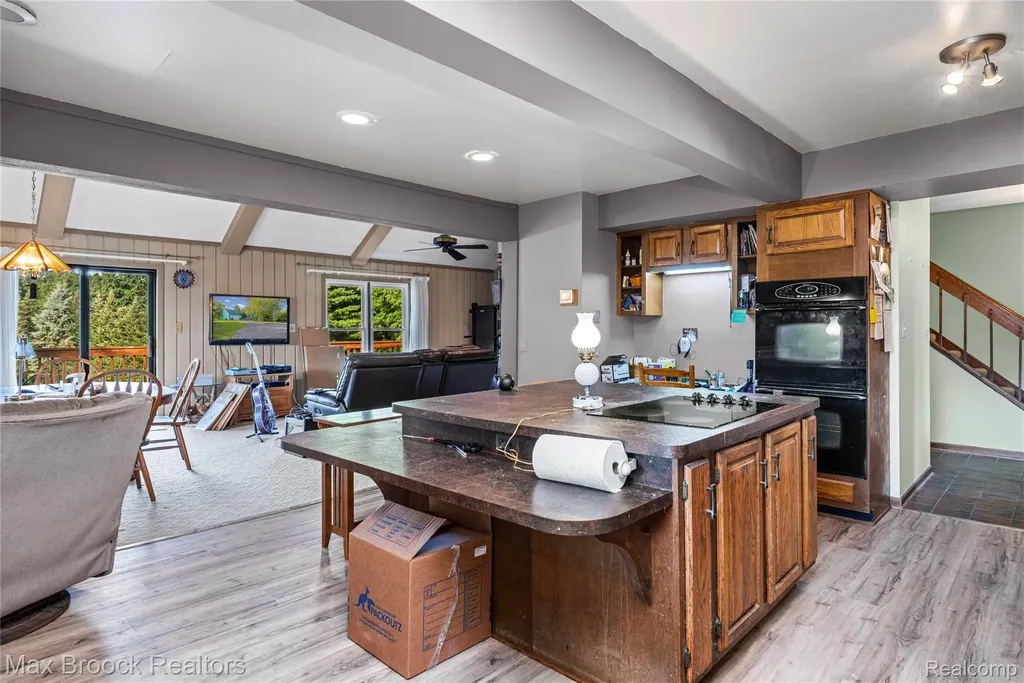 4622 Fleck Drive Hartland Township MI 48430