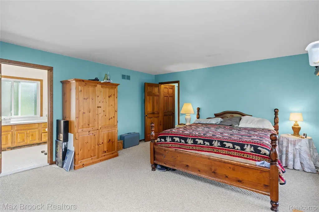 4622 Fleck Drive Hartland Township MI 48430