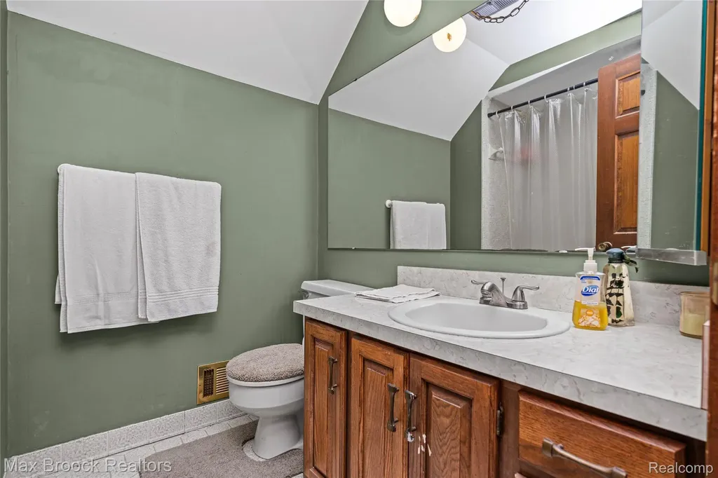 4622 Fleck Drive Hartland Township MI 48430