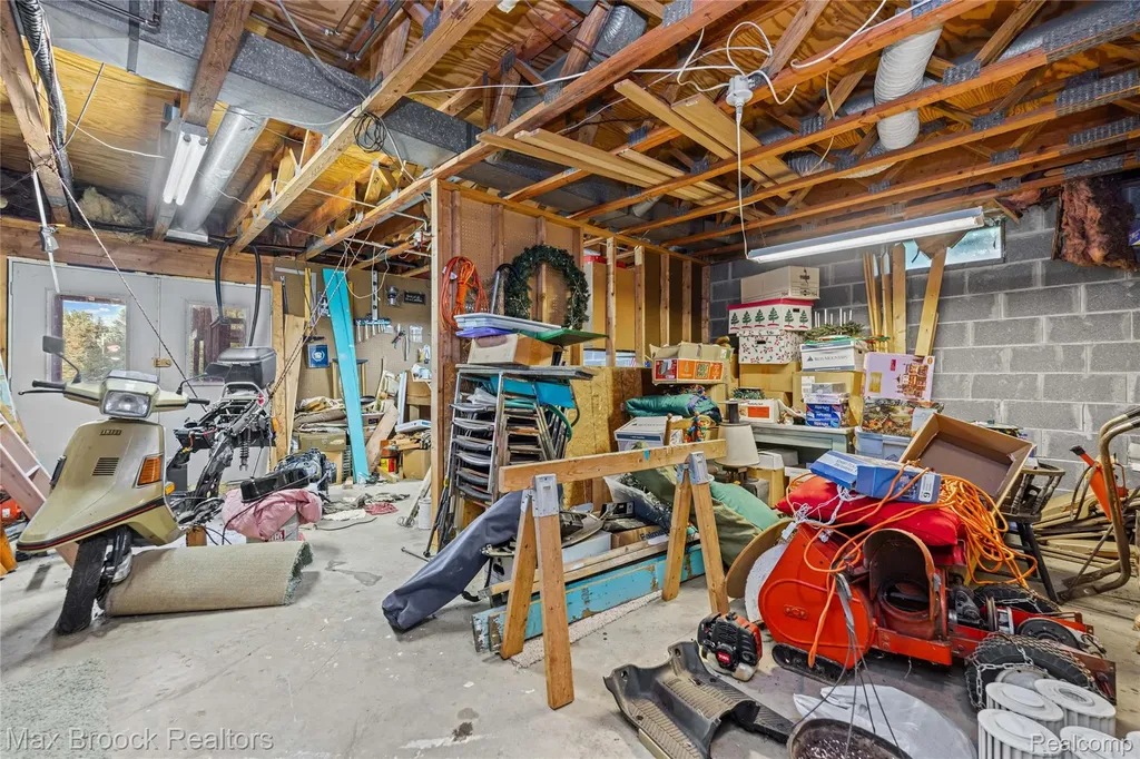 4622 Fleck Drive Hartland Township MI 48430