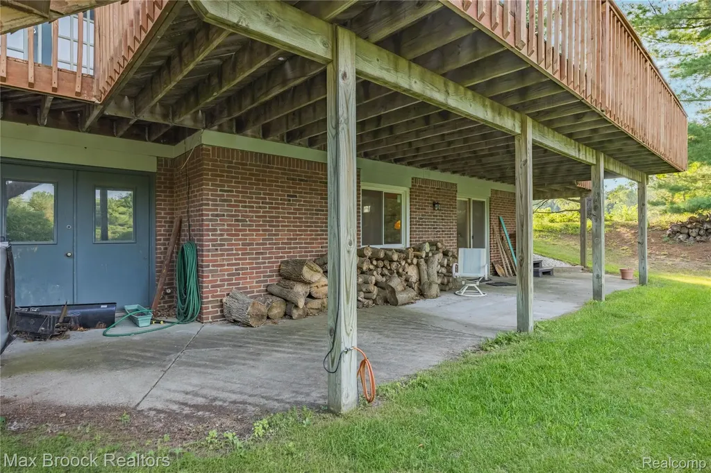 4622 Fleck Drive Hartland Township MI 48430
