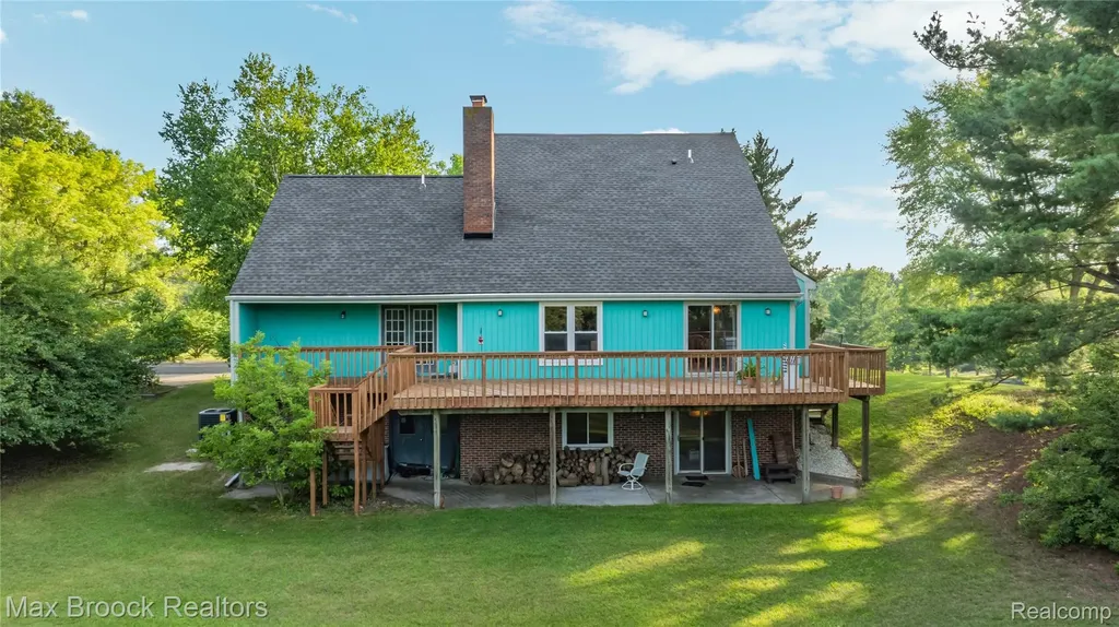 4622 Fleck Drive Hartland Township MI 48430