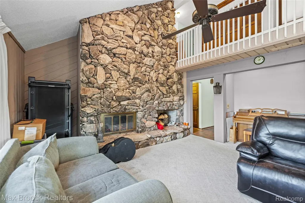4622 Fleck Drive Hartland Township MI 48430