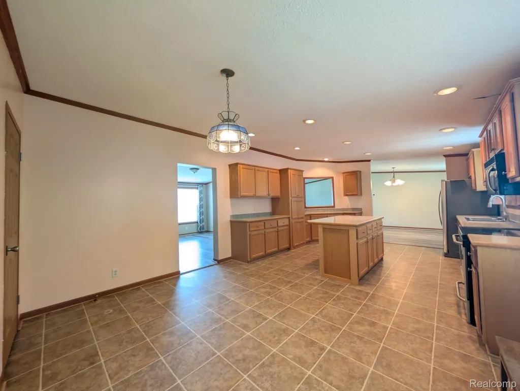 11766 Village Pines Court Green Oak Township MI 48178