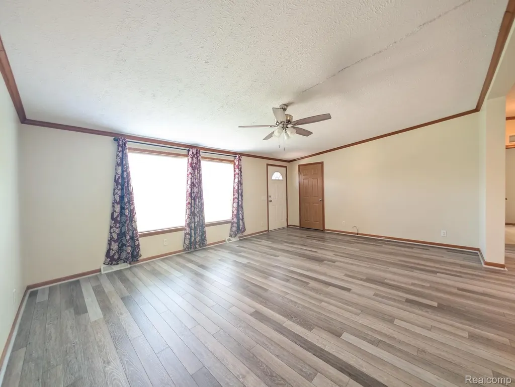 11766 Village Pines Court Green Oak Township MI 48178