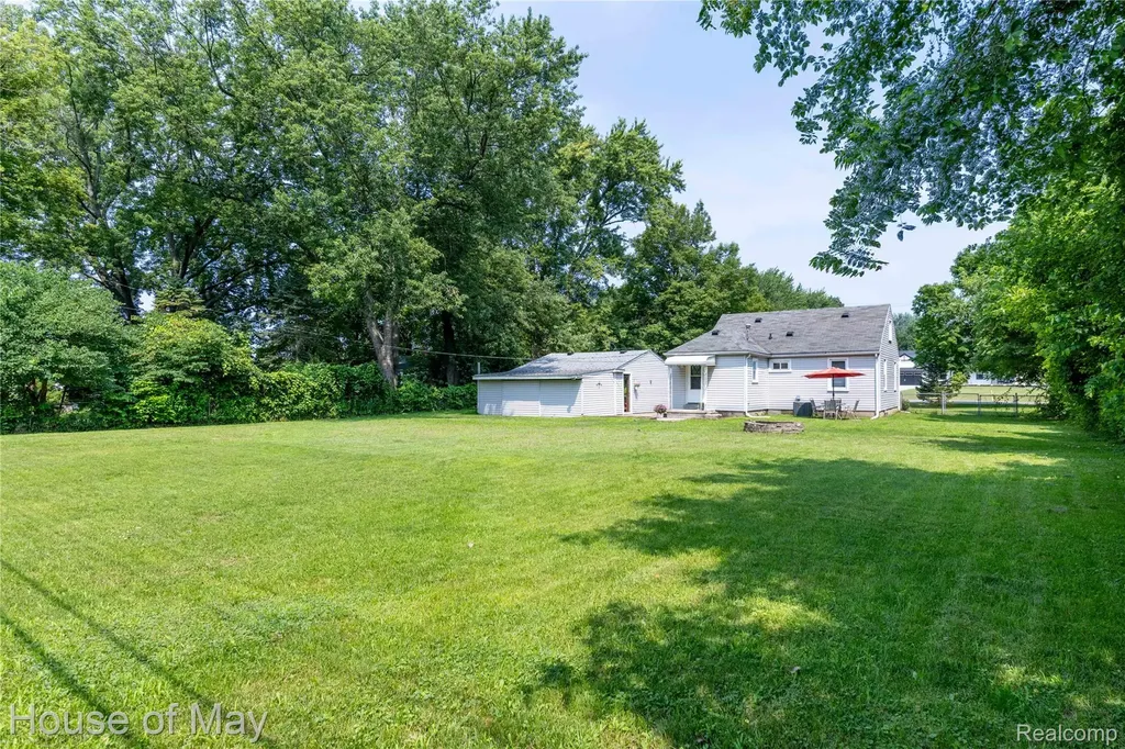 45247 Bemis Road Sumpter Township MI 48111