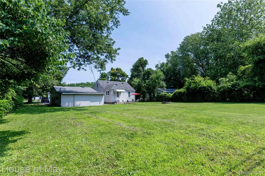 45247 Bemis Road Sumpter Township MI 48111